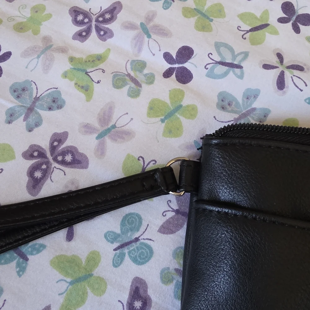 Nautica Black Leather Zip Close Wristlet With Gold Emblem